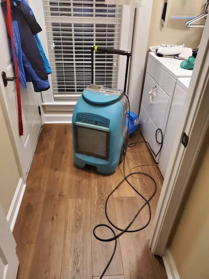 Commercial dehumidifier deployed for Crawl Space Restoration in Arcata
